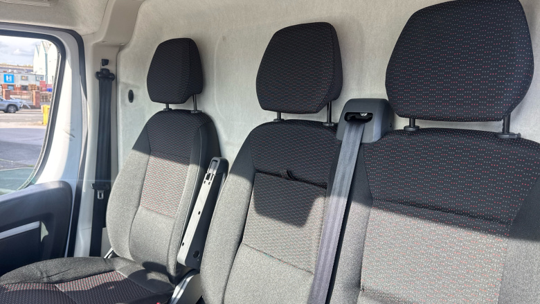 Vauxhall Movano 3500 L3 Diesel Fwd 2.2 Turbo D 140ps H2 Van Dynamic